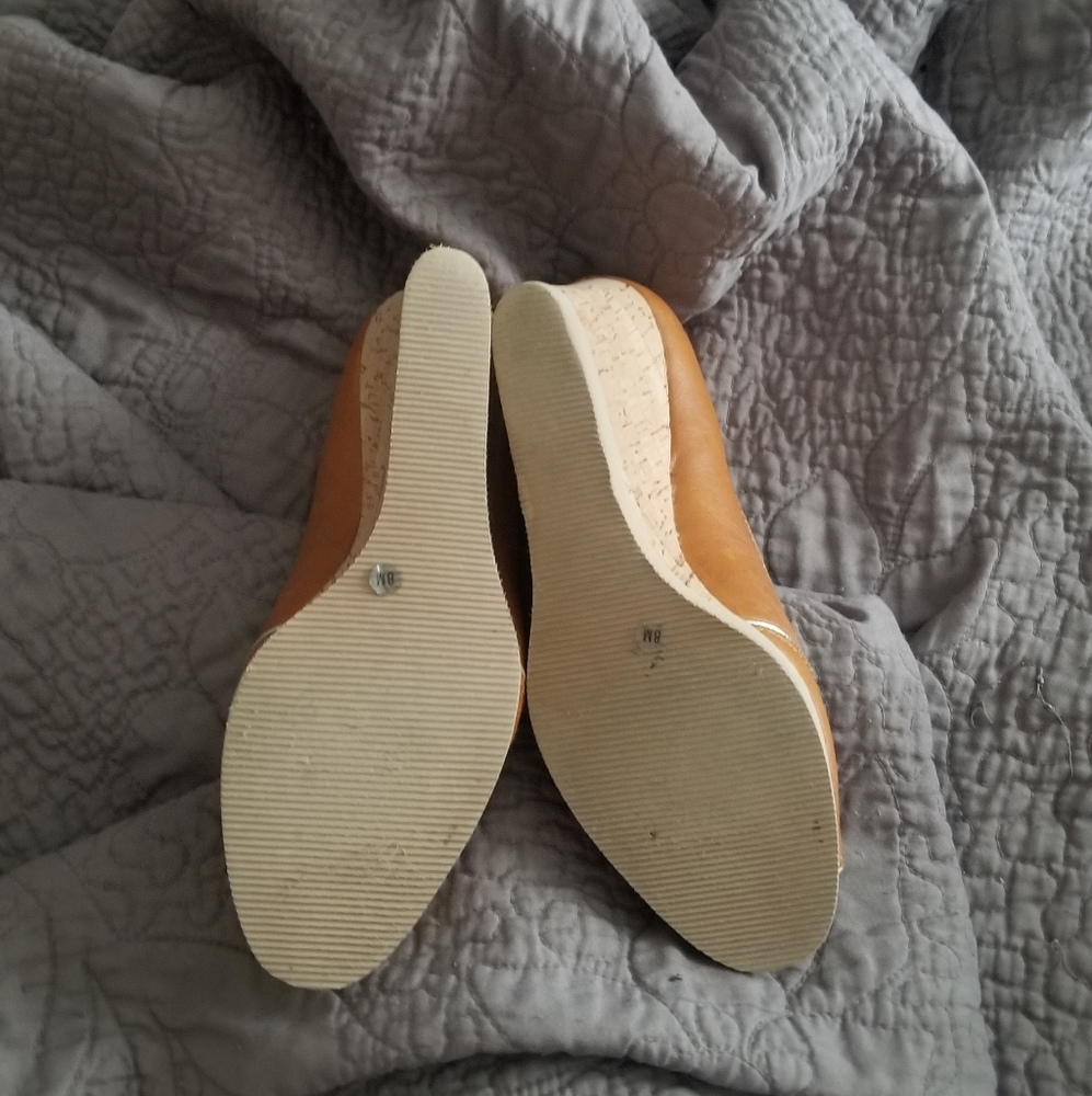 Micheal kors peep toe wedges - Picture 2 of 3